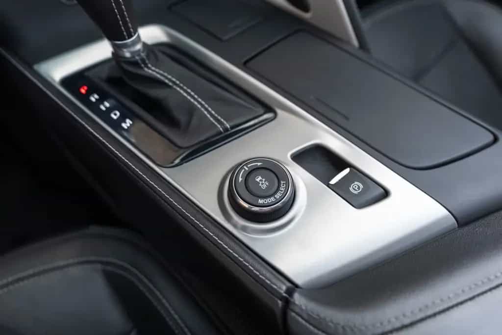 Corvette C7 6.2 Stingray 2LT HUD BOSE NAV KAM SHZ/K 05/2015-photo-13