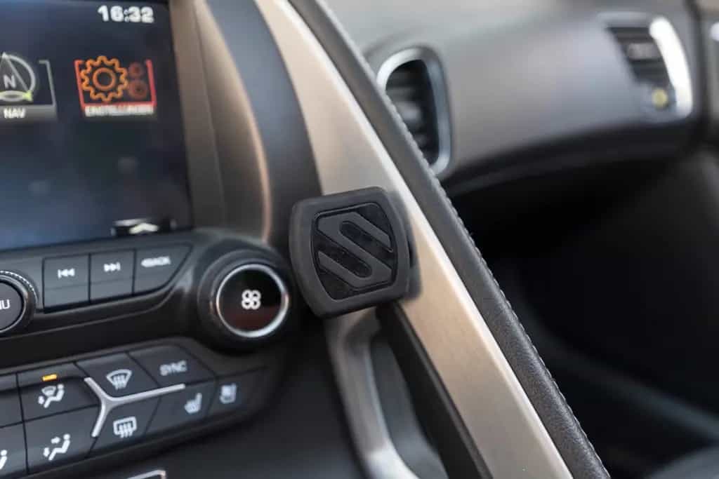 Corvette C7 6.2 Stingray 2LT HUD BOSE NAV KAM SHZ/K 05/2015-photo-23