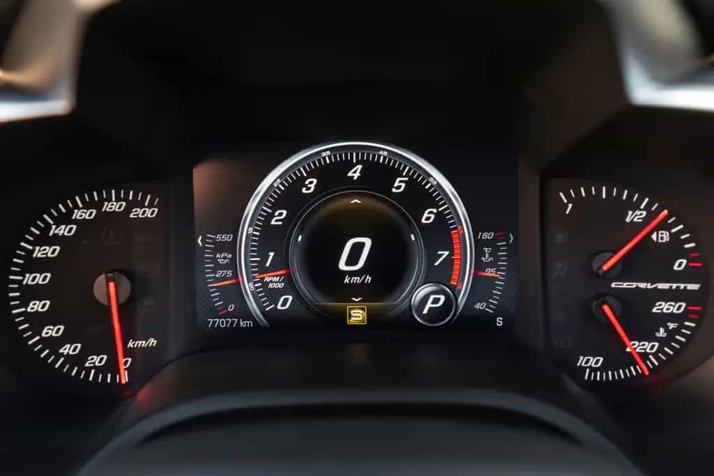 Corvette C7 6.2 Stingray 2LT HUD BOSE NAV KAM SHZ/K 05/2015-photo-38