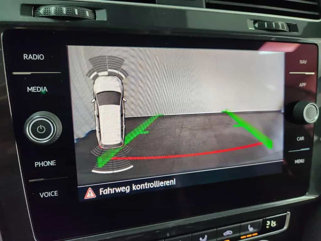 Volkswagen Golf Variant Comfortline ACC LED CarPlay M&S Kam 10/2017-photo-21