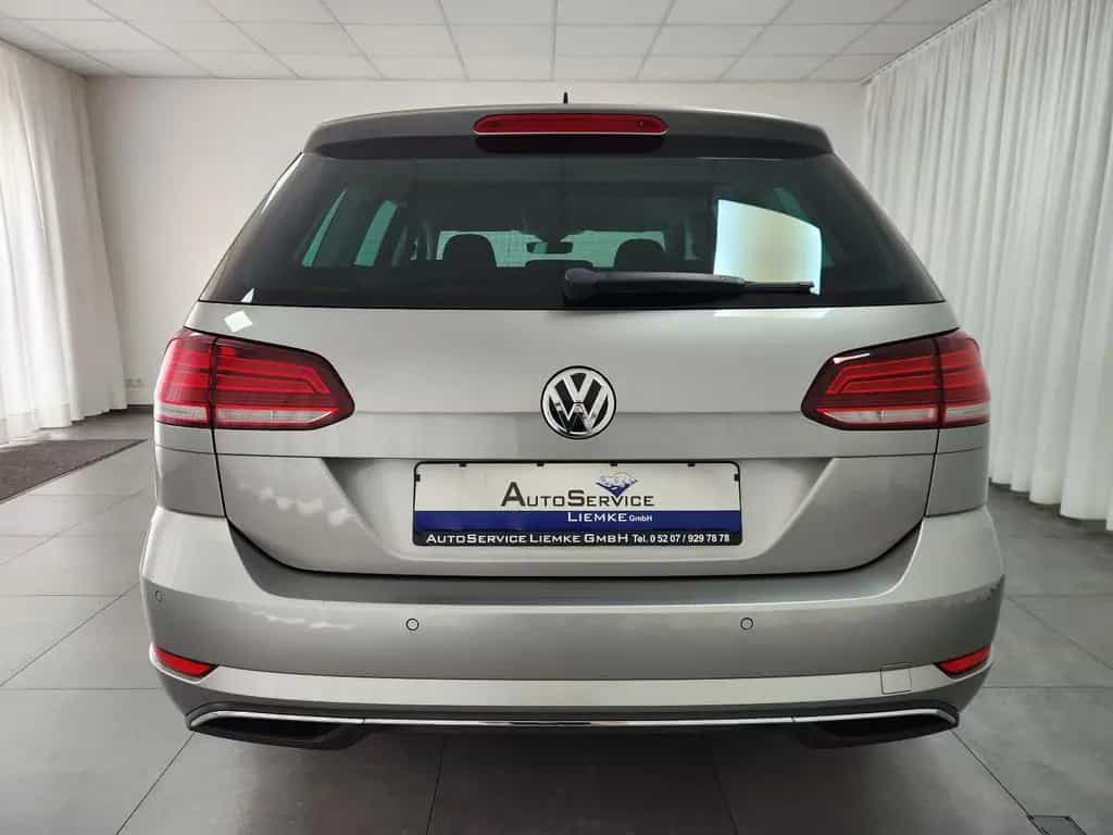 Volkswagen Golf Variant Comfortline ACC LED CarPlay M&S Kam 10/2017-photo-5