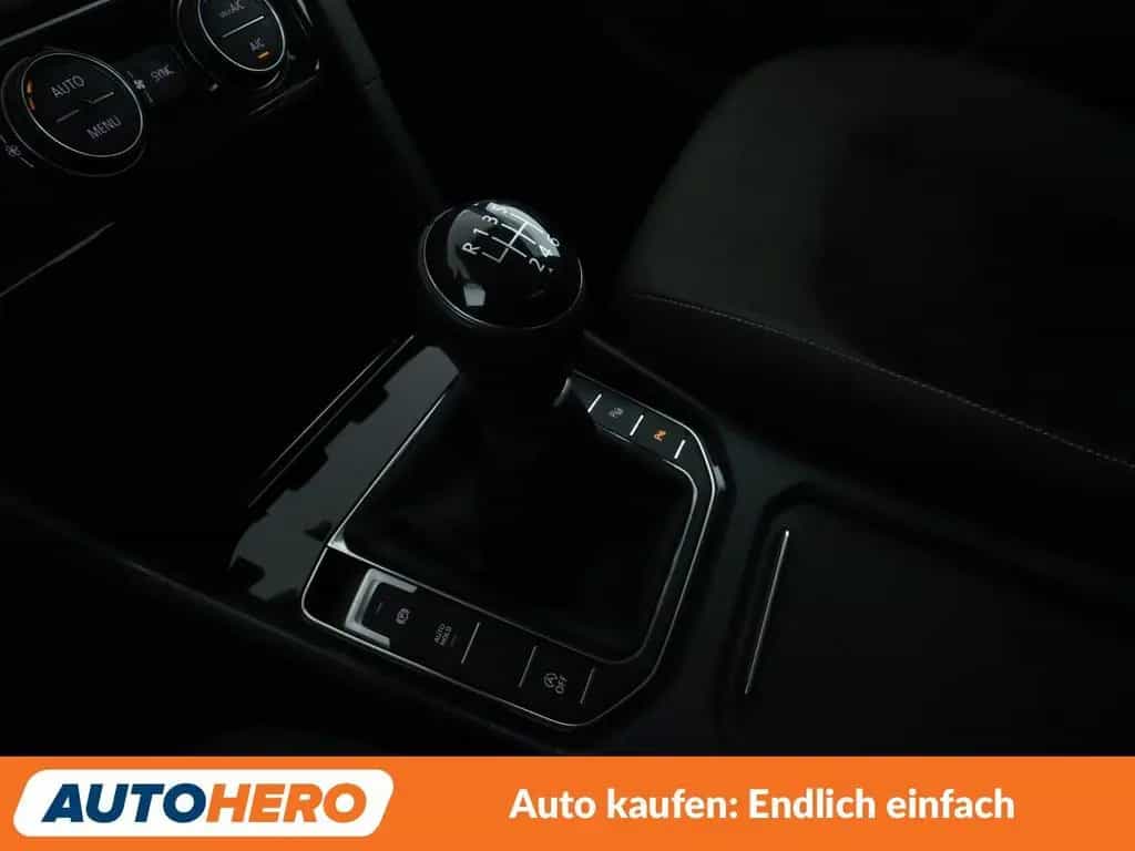 Volkswagen Golf Sportsvan Golf VII Sportsvan 1.4 TSI Highline BMT*NAVI*ACC 09/2015-photo-23