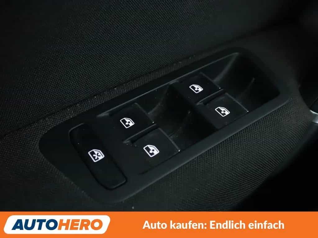 Volkswagen Golf Sportsvan Golf VII Sportsvan 1.4 TSI Highline BMT*NAVI*ACC 09/2015-photo-24