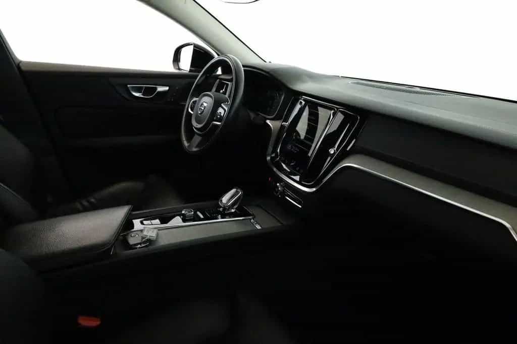Volvo S60 B4 Inscription LED Pano Navi HK ACC STHZ 360 02/2022-photo-10