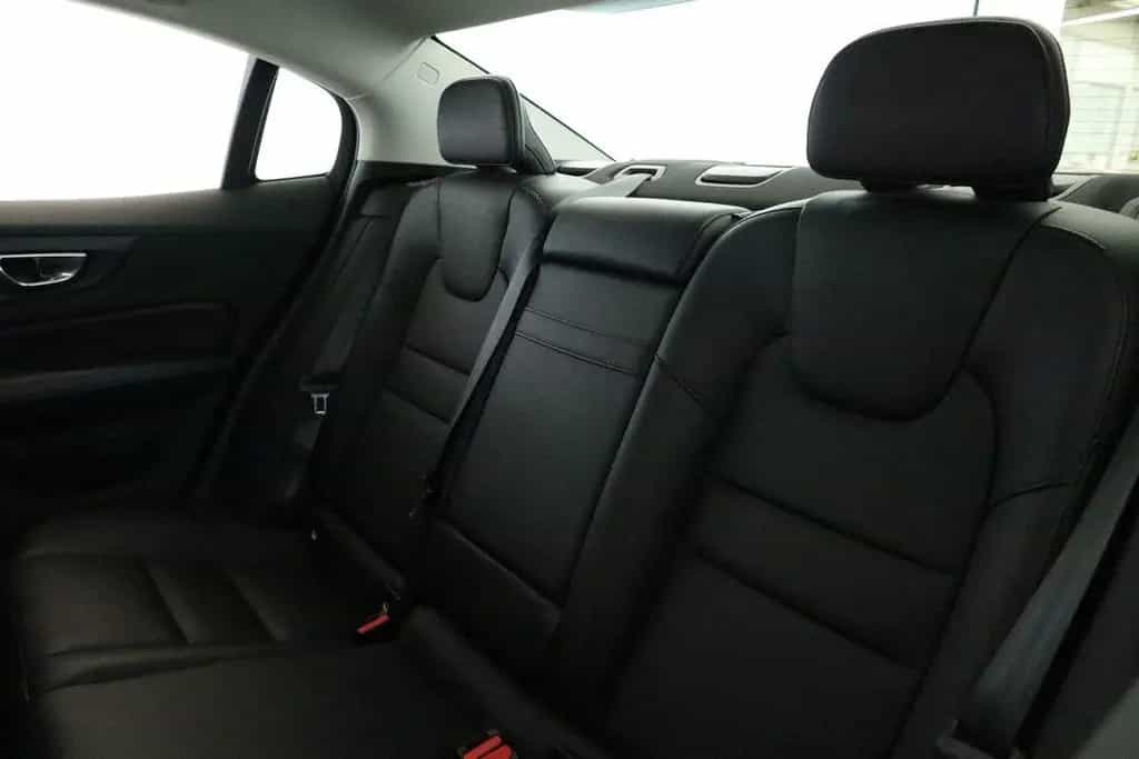 Volvo S60 B4 Inscription LED Pano Navi HK ACC STHZ 360 02/2022-photo-12