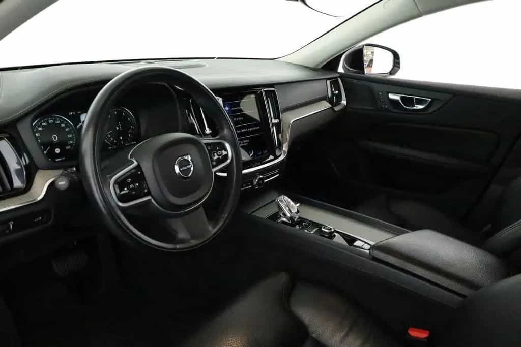Volvo S60 B4 Inscription LED Pano Navi HK ACC STHZ 360 02/2022-photo-14