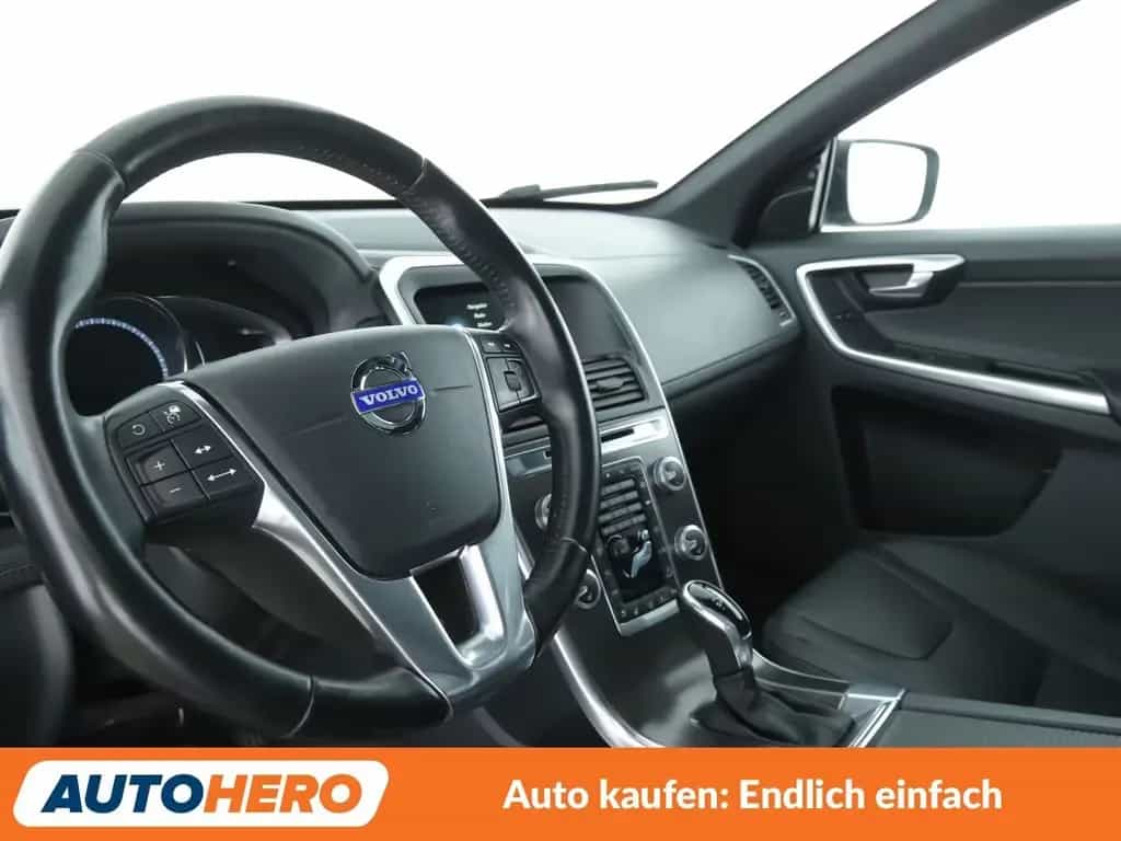 Volvo XC60 3.0 T6 Summum AWD Aut.*NAVI*ACC*CAM*PDC*SHZ 03/2015-photo-10
