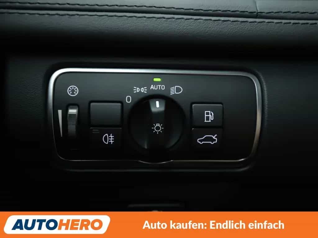 Volvo XC60 3.0 T6 Summum AWD Aut.*NAVI*ACC*CAM*PDC*SHZ 03/2015-photo-26