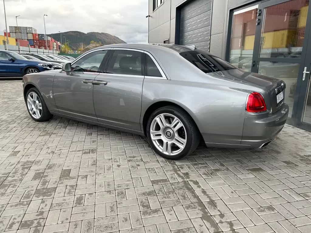 Rolls-Royce Ghost - - 07/2015-photo-3