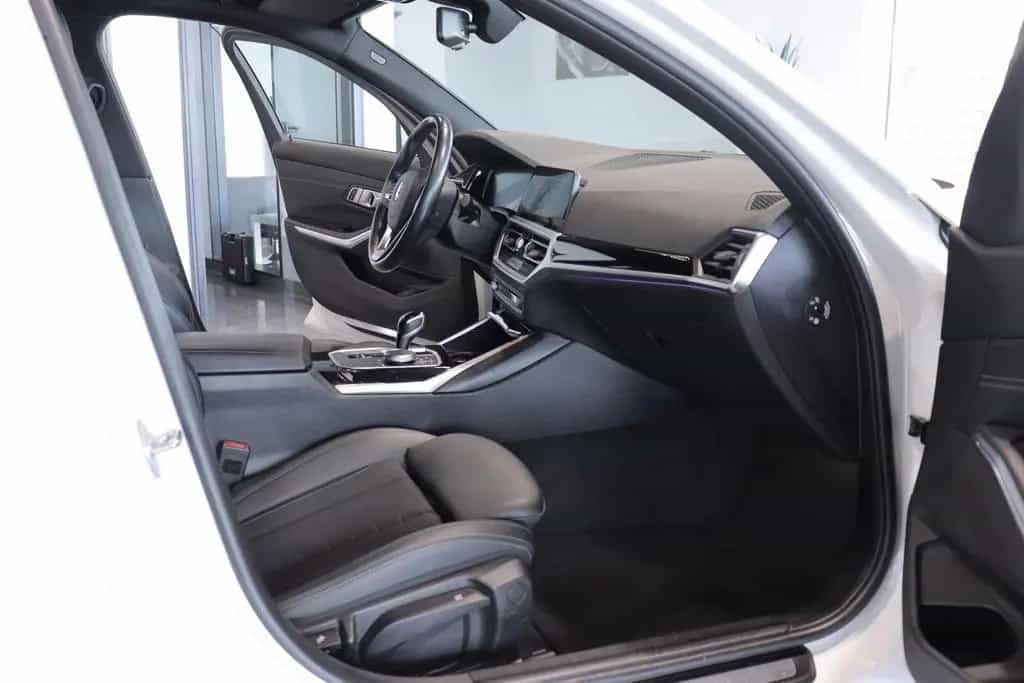 BMW 320 d Touring Sport Line *BMW LIFE COCKPIT PROF.* 03/2022-photo-12