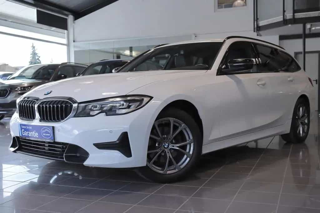BMW 320 d Touring Sport Line *BMW LIFE COCKPIT PROF.* 03/2022-photo-7