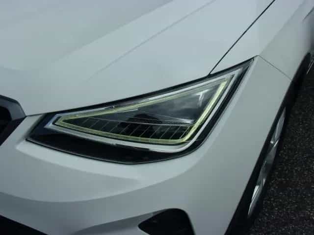 Seat Arona FR 1.5 TSI DSG ALCANTARA NAVI AHZV EPH SHZ 08/2023-photo-15