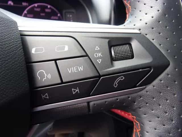 Seat Arona FR 1.5 TSI DSG ALCANTARA NAVI AHZV EPH SHZ 08/2023-photo-22