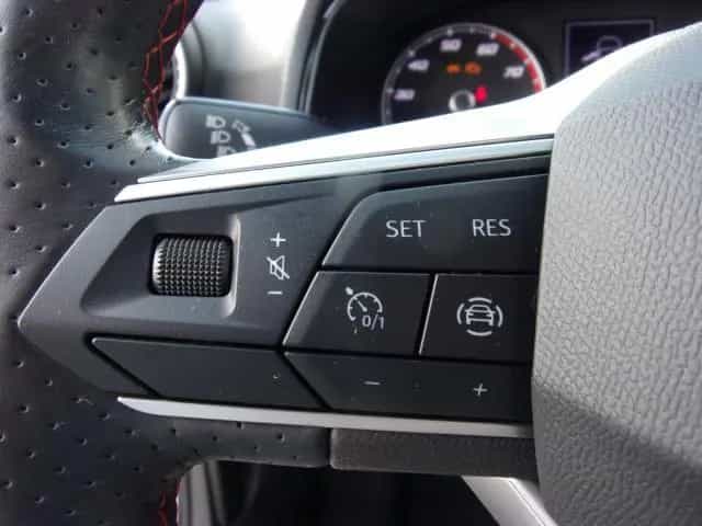 Seat Arona FR 1.5 TSI DSG NAVI AHZV EPH VOLL-LED SHZ 02/2022-photo-24