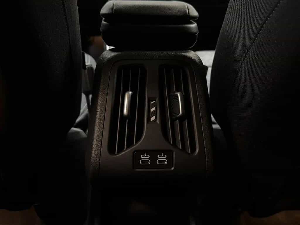 BMW X1 18d sDr. HiFi Tempomat 2ZK QI SHZ 11/2023-photo-20