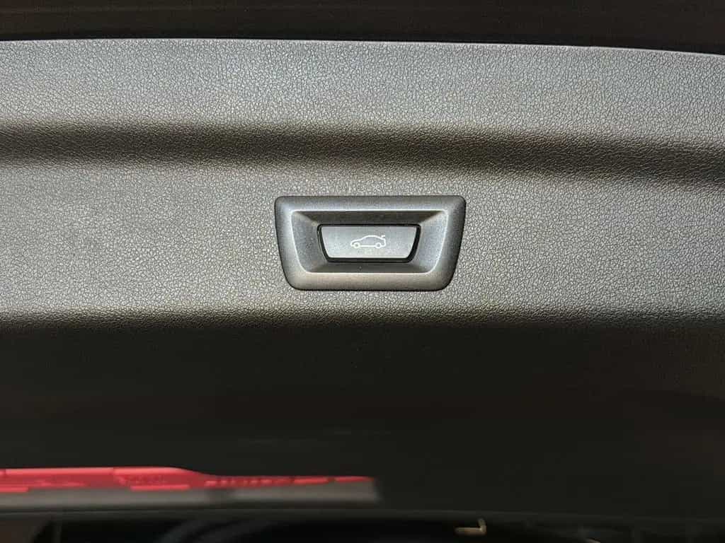 BMW X1 18d sDr. HiFi Tempomat 2ZK QI SHZ 11/2023-photo-21