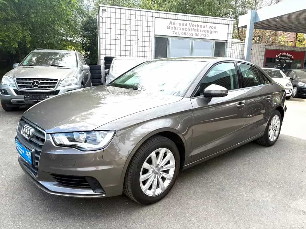 Audi A3 Limousine attraction **KLIMAAUT.**SITZHZG.** 02/2015-photo-6