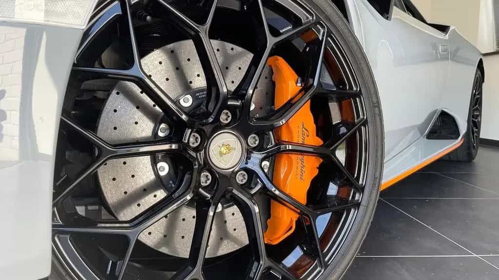 Lamborghini Huracán TECNICA+LIFT+SENSO+CARBON+GARANTIE 09/27 07/2023-photo-9