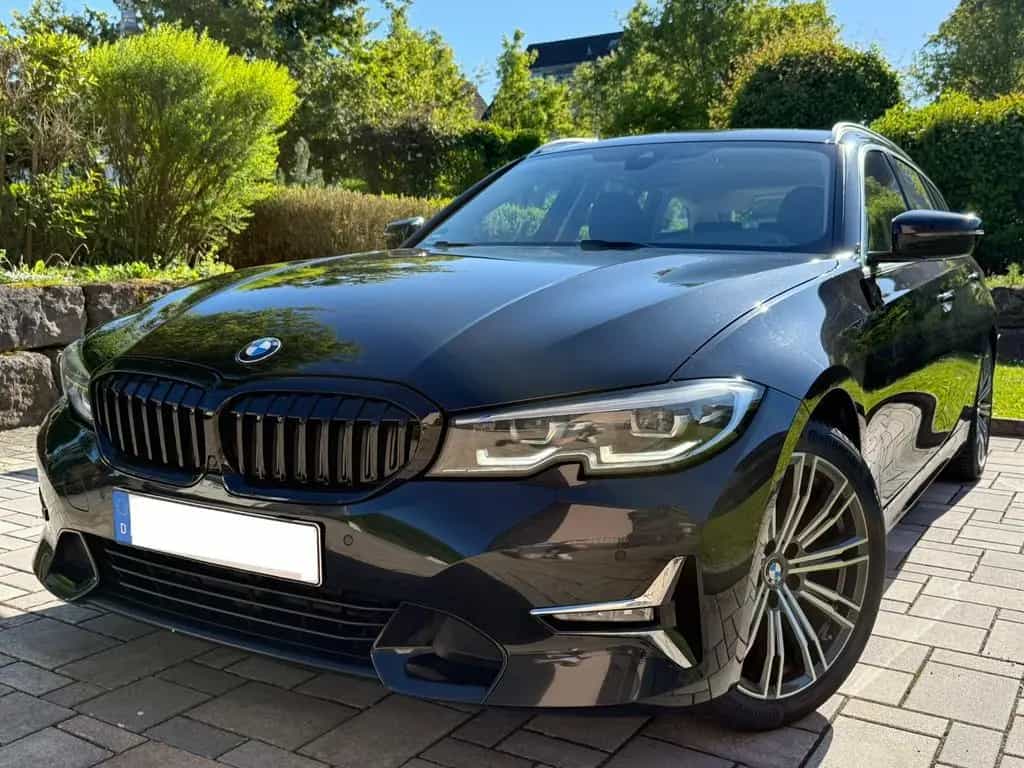 BMW 320 d Touring Luxury Line Automatik Live Cockpit 01/2020-photo-0