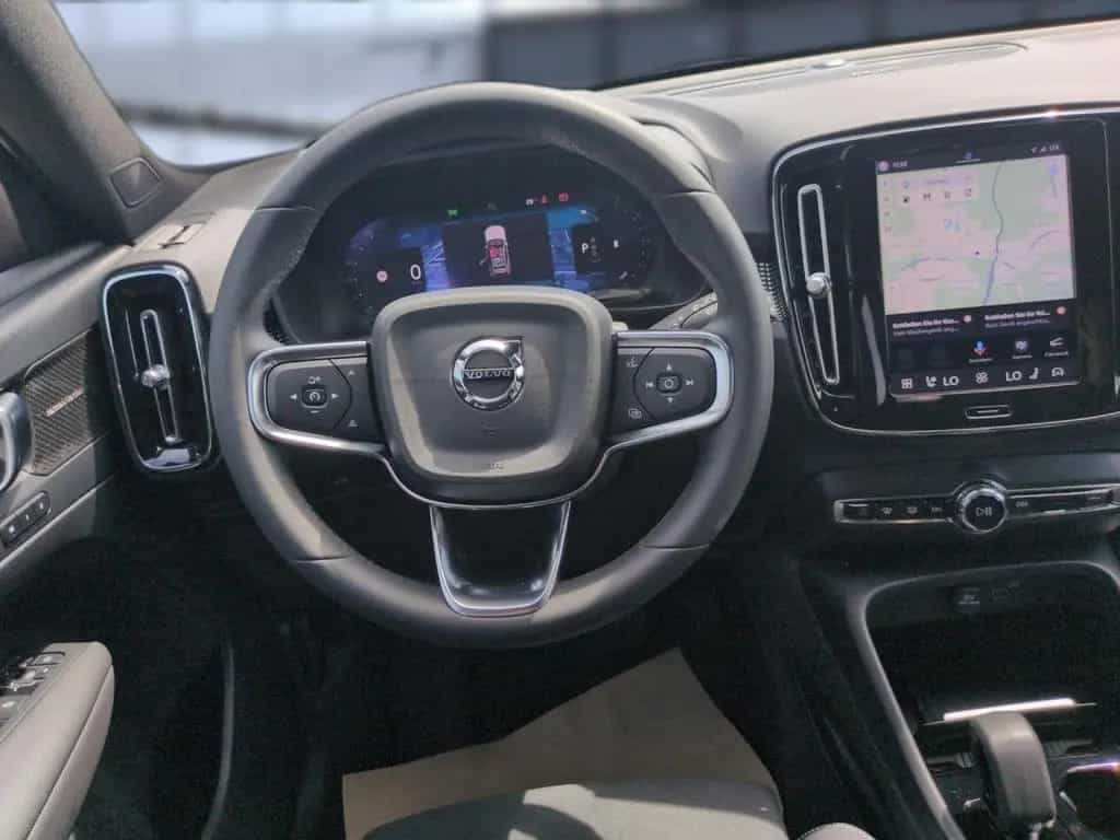 Volvo XC40 XC 40 Plus Dark 2WD Bluetooth LED Klima 12/2023-photo-18