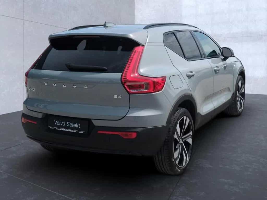 Volvo XC40 XC 40 Plus Dark 2WD Bluetooth LED Klima 12/2023-photo-3