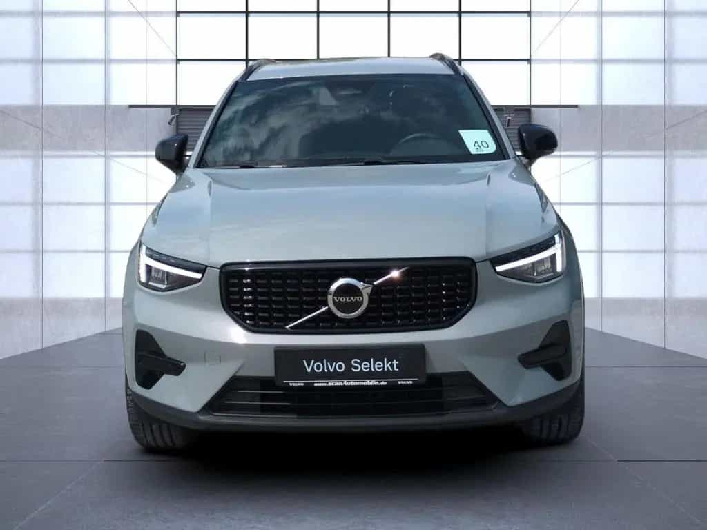Volvo XC40 XC 40 Plus Dark 2WD Bluetooth LED Klima 12/2023-photo-6