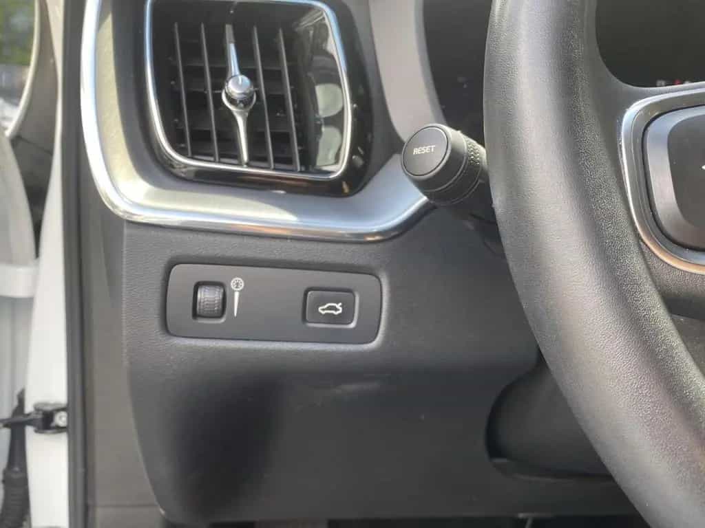 Volvo XC60 XC 60 Momentum Pro 2WD Bluetooth Navi LED Klima 05/2022-photo-16
