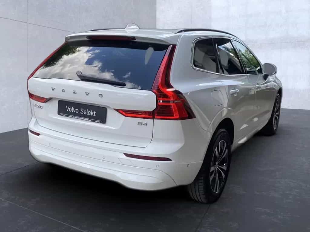 Volvo XC60 XC 60 Momentum Pro 2WD Bluetooth Navi LED Klima 05/2022-photo-3