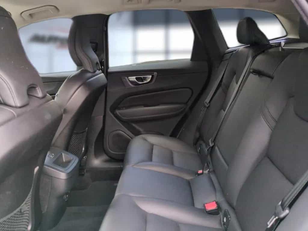 Volvo XC60 XC 60 Plus Dark AWD 03/2023-photo-17