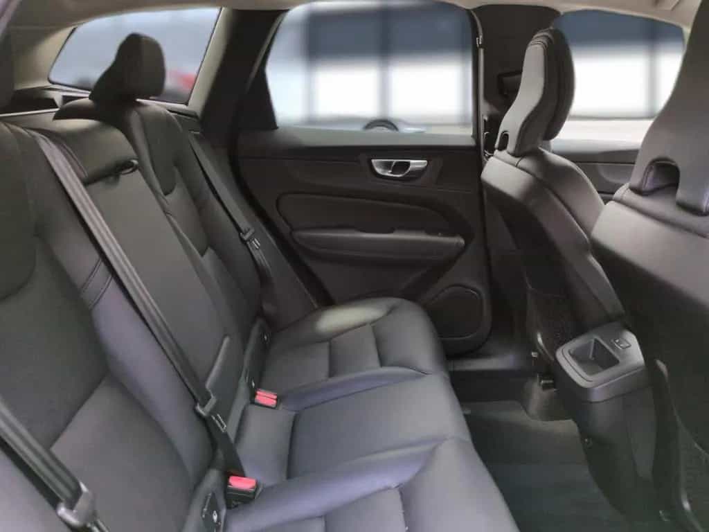 Volvo XC60 XC 60 Plus Dark AWD 03/2023-photo-20