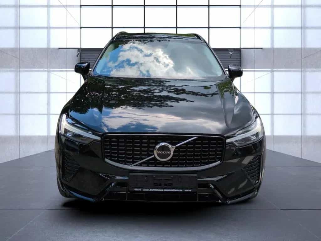 Volvo XC60 XC 60 Plus Dark AWD 03/2023-photo-8