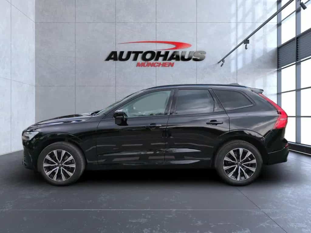 Volvo XC60 XC 60 Plus Dark AWD 03/2023-photo-9