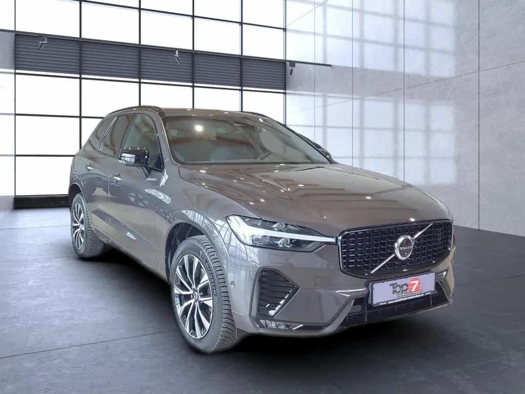 Volvo XC60 XC 60 Plus Dark AWD 02/2025-photo-7