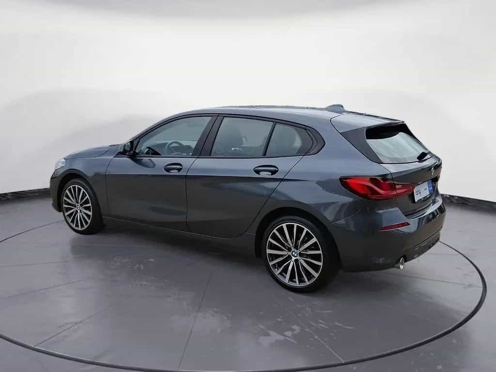 BMW 118 i Sport Line Live Cockpit Plus Panorama HiFi 08/2020-photo-2