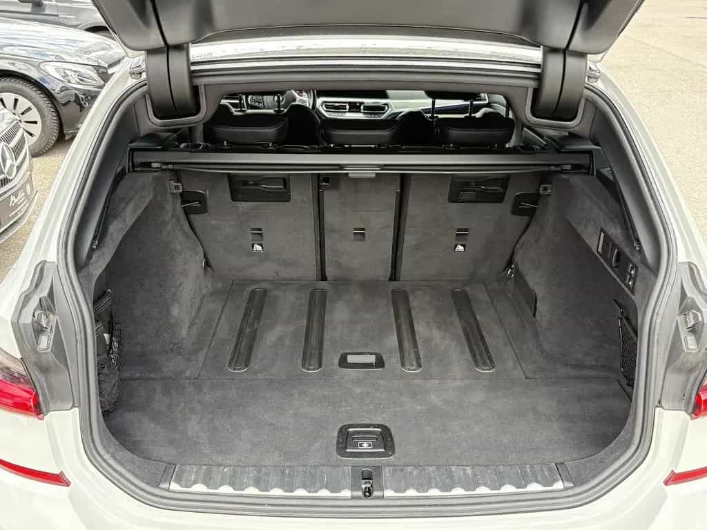 BMW 320 D Touring xDrive M Sport KAMERA/NAVI/AHK/DAB 04/2021-photo-14