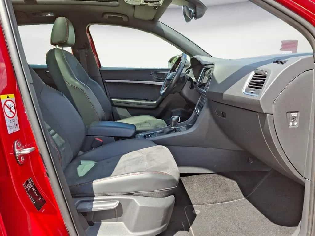 Seat Ateca 1,5 TSI DSG FR AHK SHZ Panoramadach 01/2022-photo-7