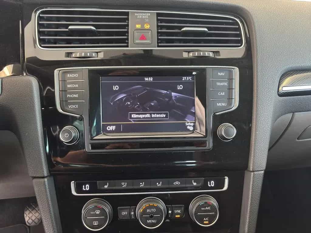Volkswagen Golf VII Variant 1.4 TSI Highline +XENON+R-LINE 10/2014-photo-13