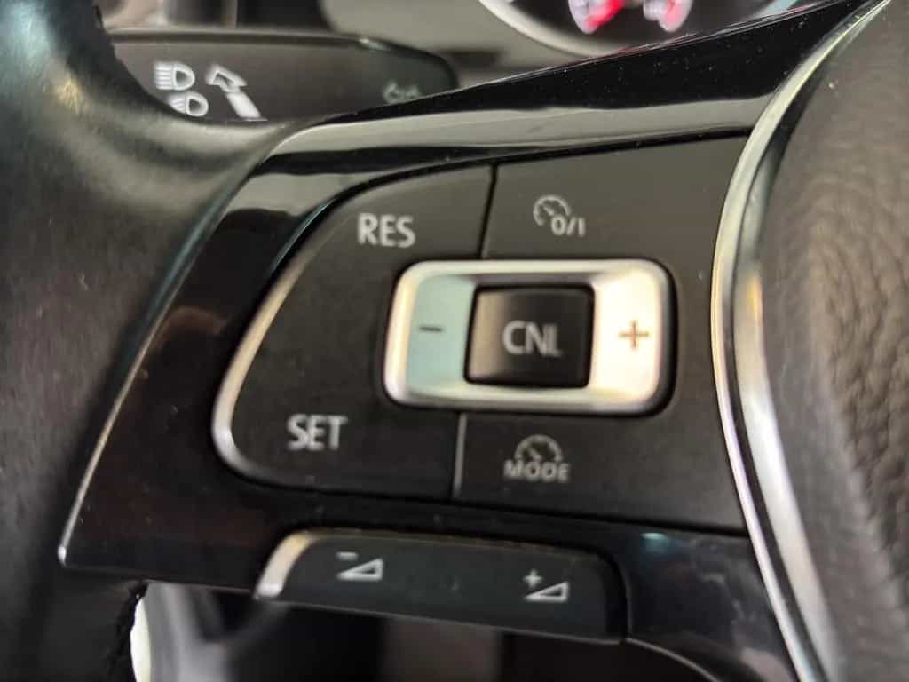 Volkswagen Golf VII Variant 1.4 TSI Highline +XENON+R-LINE 10/2014-photo-19