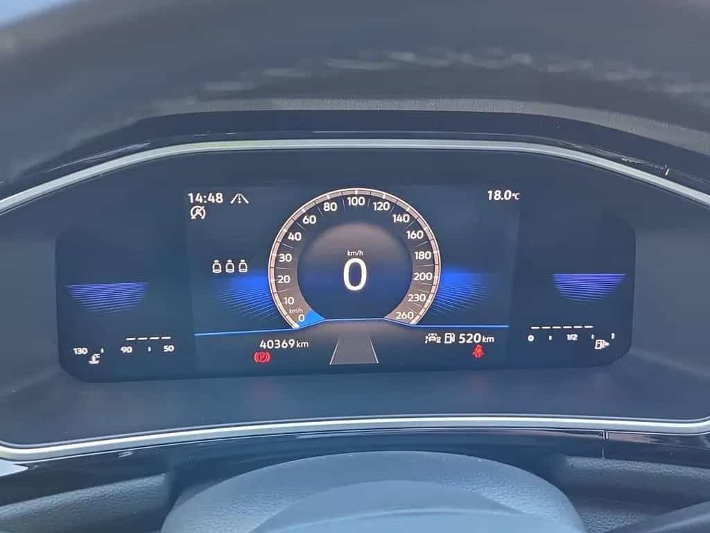 Volkswagen T-Roc 1.0 TSI R-Line SHZ*Digital*LED+*Sport-Pake 03/2024-photo-9