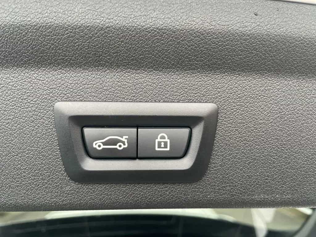 BMW 120 Sport Line M-Sport LENK LED TEMP NAV LEDER 07/2021-photo-15