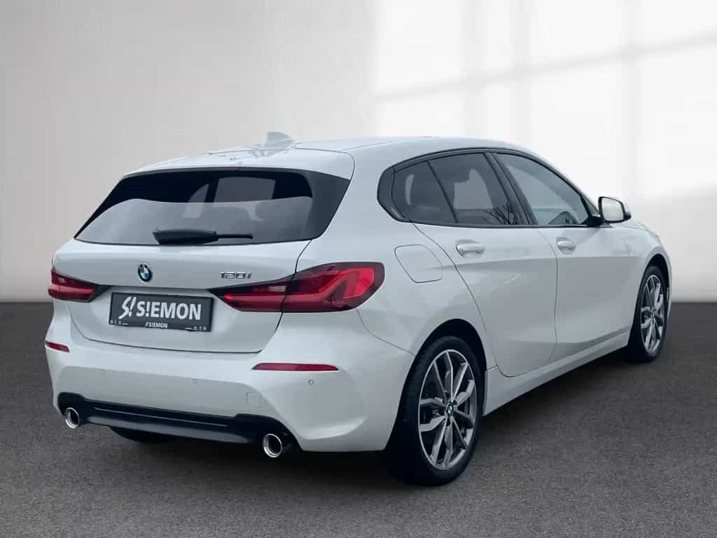 BMW 120 Sport Line M-Sport LENK LED TEMP NAV LEDER 07/2021-photo-3