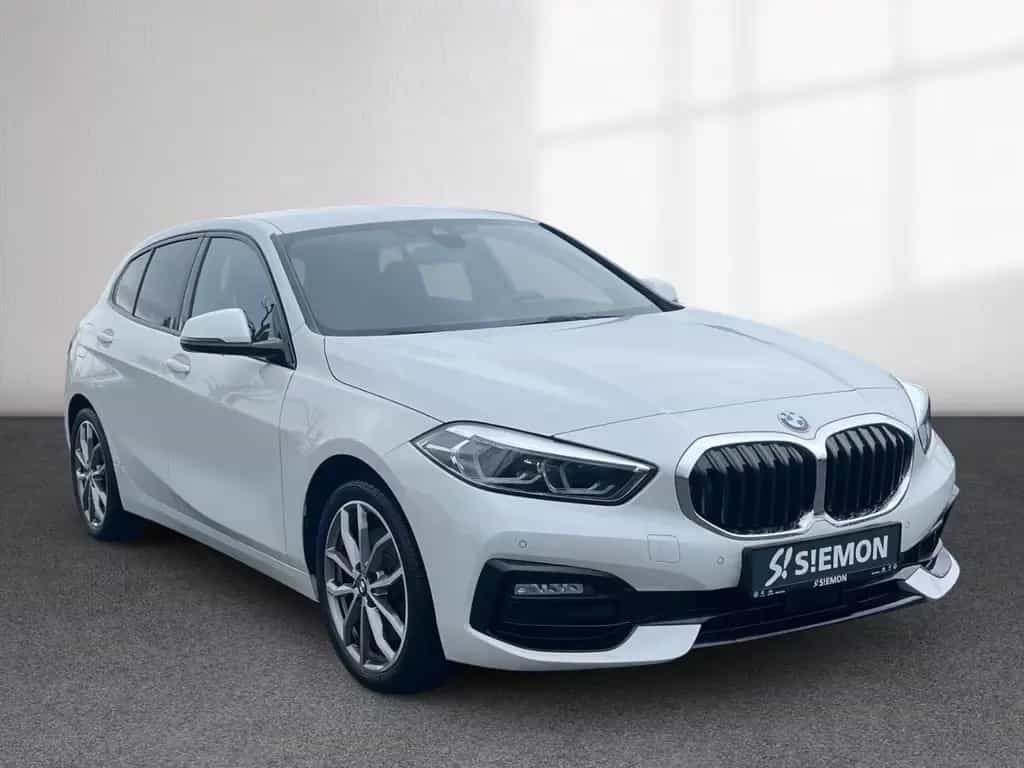 BMW 120 Sport Line M-Sport LENK LED TEMP NAV LEDER 07/2021-photo-5