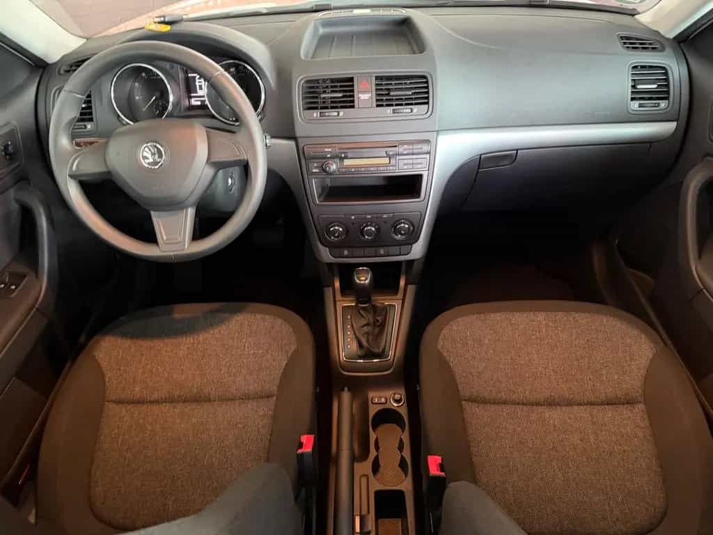 Skoda Yeti Active *1.HAND | KLIMA | SITZHEIZUNG | PDC* 07/2014-photo-8