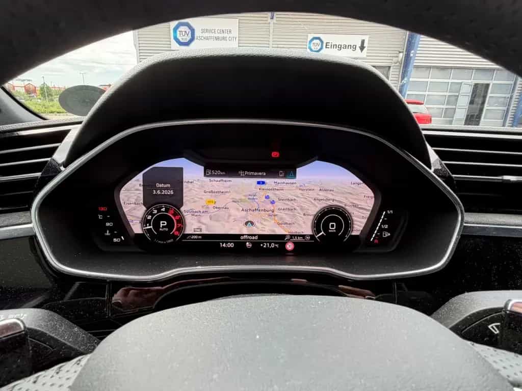 Audi RSQ3 Sportback 2.5 TFSI Matrix/360°/AHK/21"ALU 05/2020-photo-12