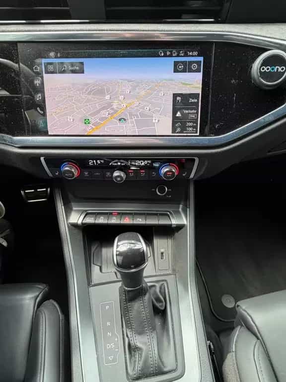 Audi RSQ3 Sportback 2.5 TFSI Matrix/360°/AHK/21"ALU 05/2020-photo-14