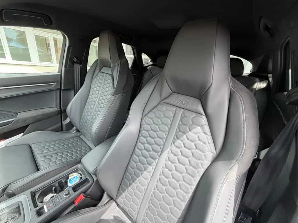 Audi RSQ3 Sportback 2.5 TFSI Matrix/360°/AHK/21"ALU 05/2020-photo-9