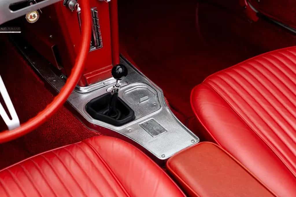Corvette C2 327cui L76 340HP Handschalter H-Zulassung 07/1963-photo-30
