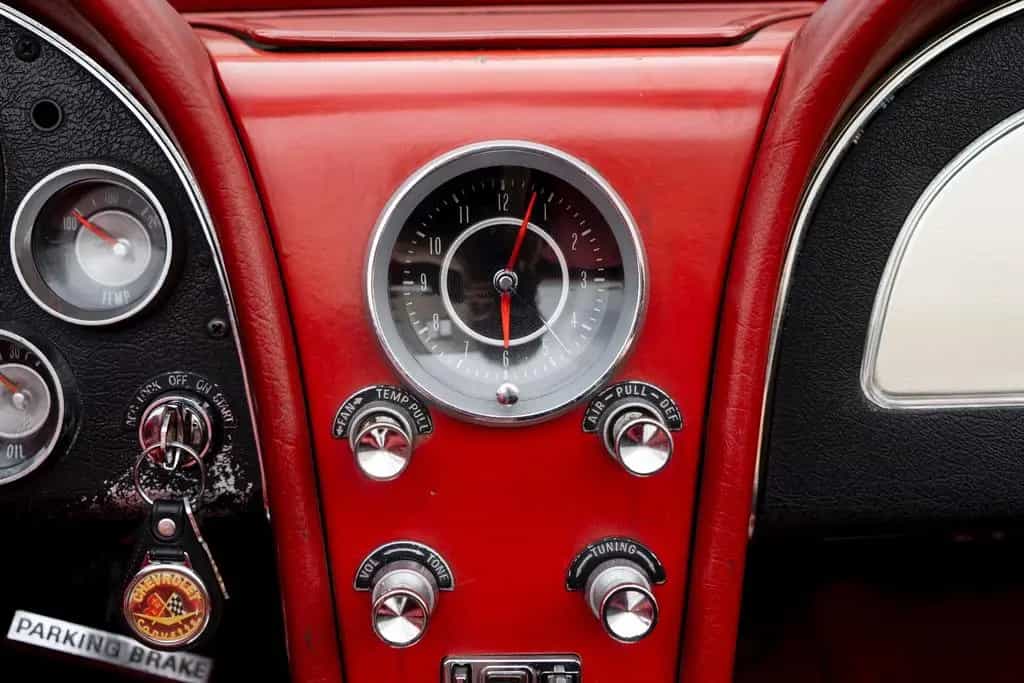 Corvette C2 327cui L76 340HP Handschalter H-Zulassung 07/1963-photo-42