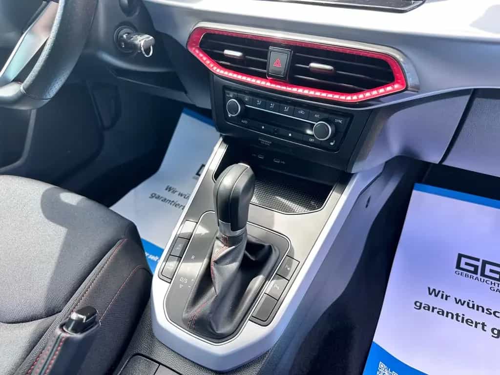 Seat Arona FR 116PS SHZ PDC KAMERA ACC DigitalCockpit 05/2024-photo-11