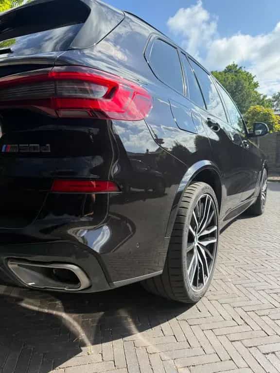 BMW X5 M50 M50d, Individual, Rubin Schwarz, Voll !! 07/2019-photo-4